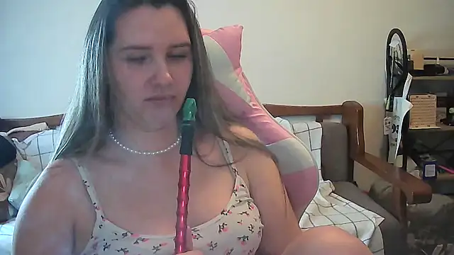 Caymira online show from February 6, 2:20 pm