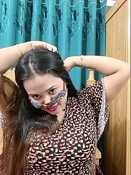 Beauty Queen Soniya online show from May 15, 7:55 am