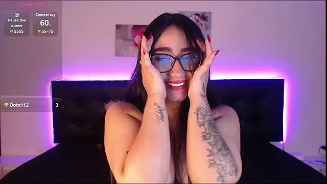 SeleneMore online show from April 4, 10:19 pm