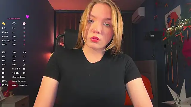 RebeccaEglitis online show from May 7, 5:27 pm