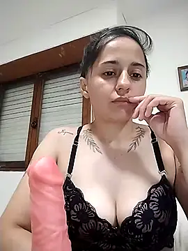 latina120 online show from November 20, 3:29 am