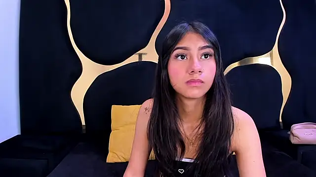 Mia clark18 online show from January 9, 3:05 pm