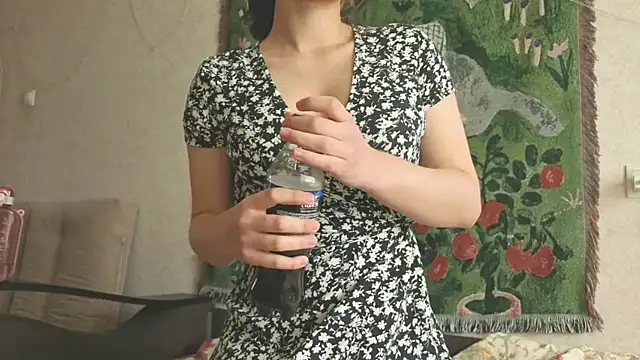 MiaLovelyOne online show from May 16, 5:21 am