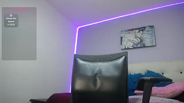 soffycarter1 online show from May 20, 12:40 am