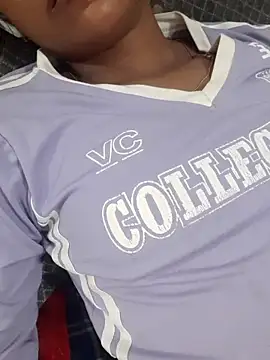 Mahi677 online show from April 6, 12:50 pm