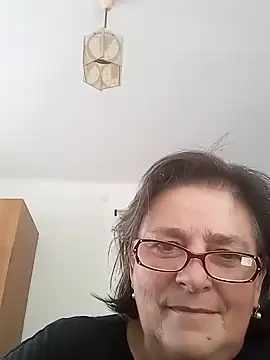 Snapshot of MilaCold5443 chatting on October 22, 10:09 am MilaCold5443 online show from October 22, 10:09 am