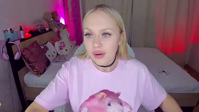 CeaneLino online show from October 12, 6:54 pm