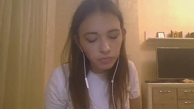 CeyaLier online show from October 15, 6:10 pm