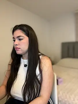 Isabella LaRue online show from March 26, 11:34 am