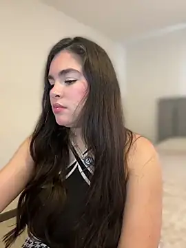 Isabella LaRue online show from March 23, 3:18 pm