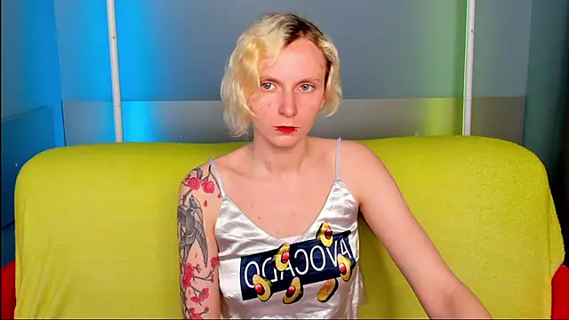 LikiLips online show from May 8, 8:06 am
