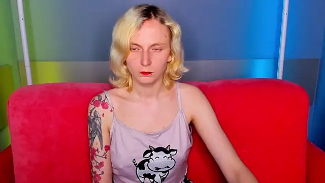LikiLips online show from May 22, 8:34 am