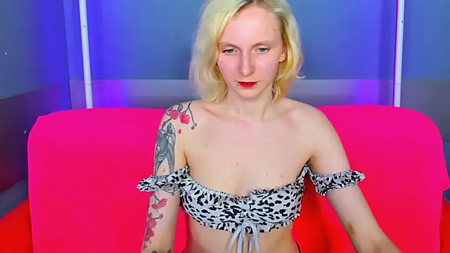 LikiLips online show from April 4, 9:08 am