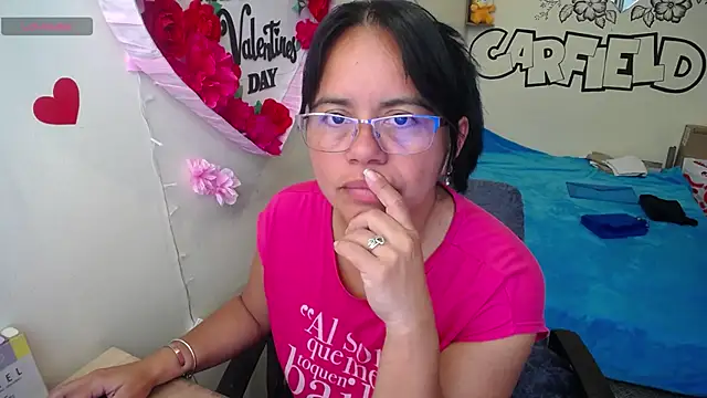 Miss  kendra  online show from May 18, 1:17 pm