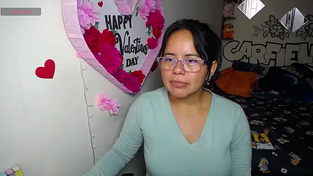 Miss  kendra  online show from May 25, 4:17 pm