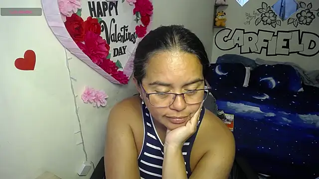 Miss  kendra  online show from May 7, 11:58 am