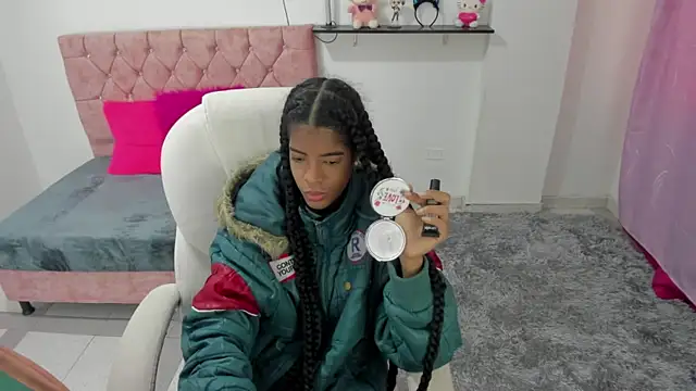 thianahorny online show from January 9, 12:09 pm