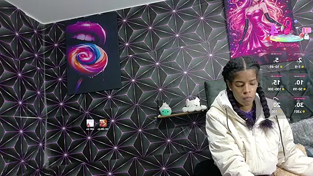 thianahorny online show from March 30, 1:11 pm