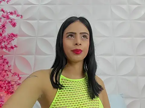 laura maite  online show from December 16, 12:11 pm