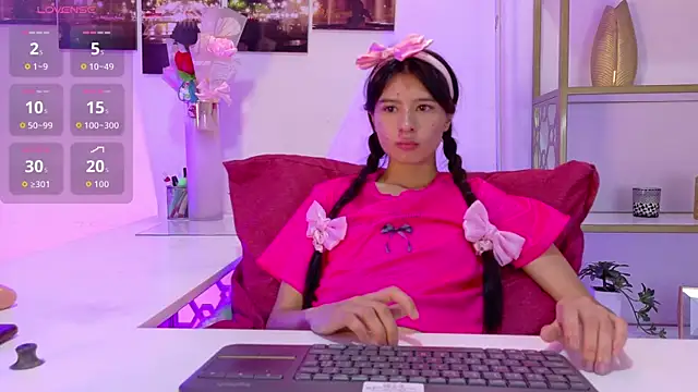 SweetRenata  online show from May 12, 4:13 pm