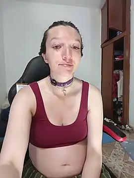 Lucy colee online show from February 7, 11:30 pm