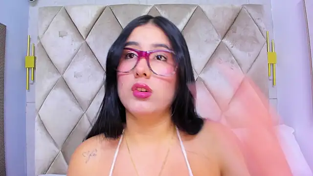 GabyParker  online show from May 21, 12:25 pm