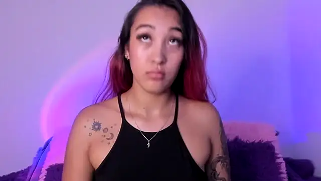 HeidyRousse online show from February 18, 11:04 pm