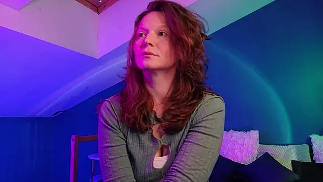 AuroraBorealis   online show from December 18, 6:51 am