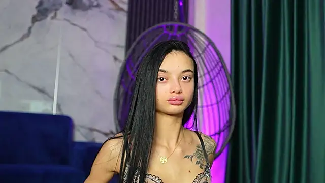 RachelRavee online show from October 17, 4:48 am