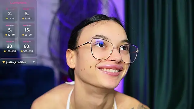 RachelRavee online show from October 22, 5:12 am