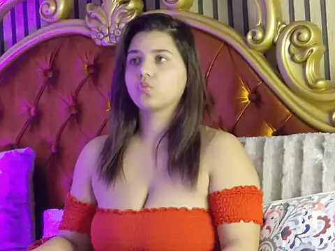 MadisonCharm online show from January 14, 8:41 am