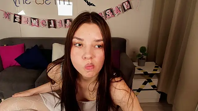 Sandy Steel online show from October 26, 8:37 pm