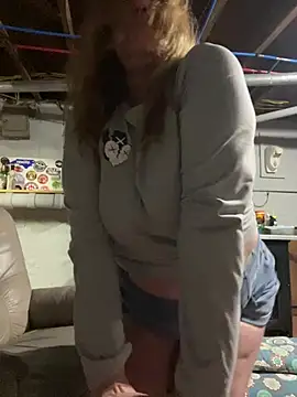 SugarMilkandHoney online show from February 28, 3:06 am