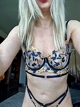 BritanyVegas online show from May 23, 12:25 pm
