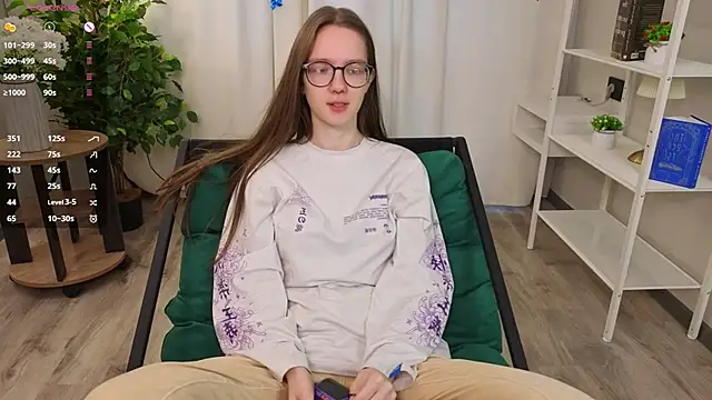 AiFusch online show from April 7, 7:43 am