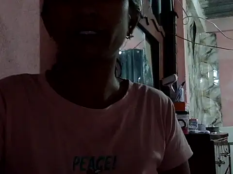 dreamerrrrr1 online show from December 18, 12:10 pm