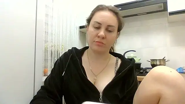 MeadowEyes online show from May 6, 8:13 pm