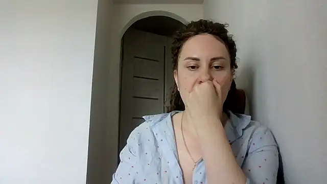 MeadowEyes online show from May 18, 1:06 pm