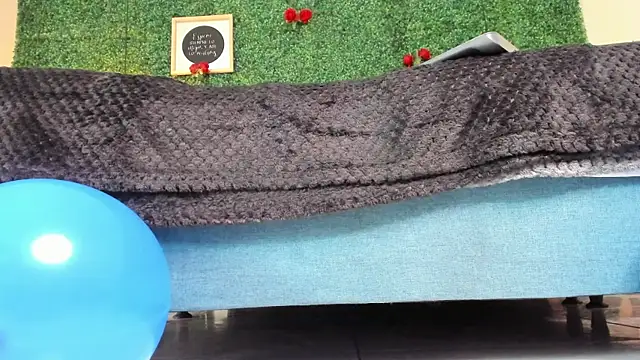 Kiaraa88 online show from May 15, 8:22 pm