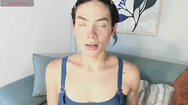 KassMonroe online show from April 29, 7:52 pm