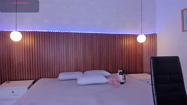 Foxy Kylie online show from March 13, 8:43 pm