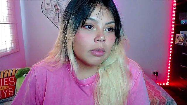 EllieMoonX online show from March 17, 9:52 pm