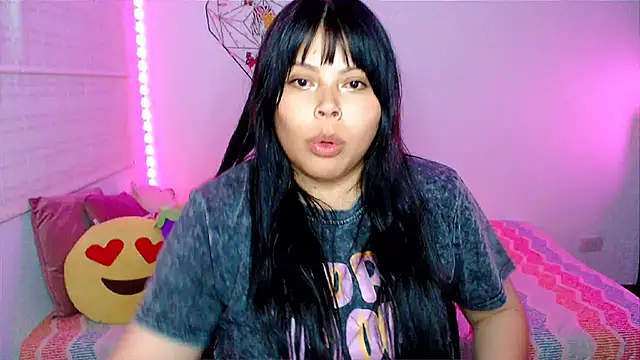 EllieMoonX online show from May 16, 12:24 am