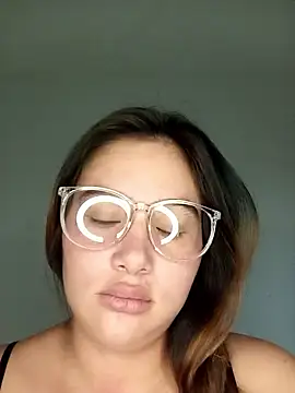 Natacha 02 online show from January 11, 7:02 am