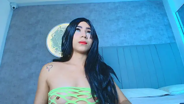 shanell-hott online show from May 16, 4:48 am