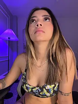 HoneyMollyX online show from March 22, 1:06 pm