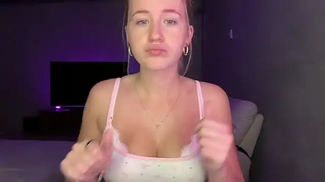 itssosierra online show from May 27, 1:49 am