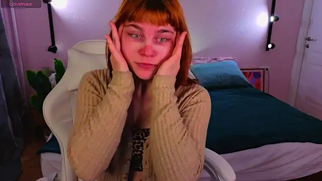 Rene Shine online show from April 1, 5:21 pm