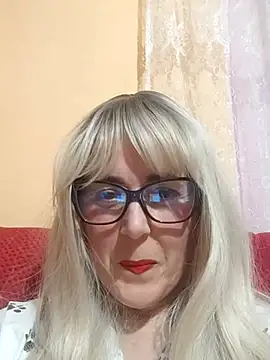 Amelialove42 online show from November 9, 5:42 pm