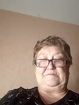 Katherine735 online show from December 16, 4:35 pm